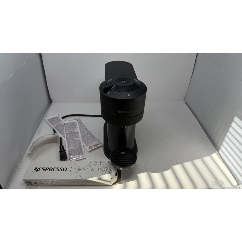 Nespresso Vertuo Next DeLonghi Matte Black ENV120BMAE With Descaling Kit